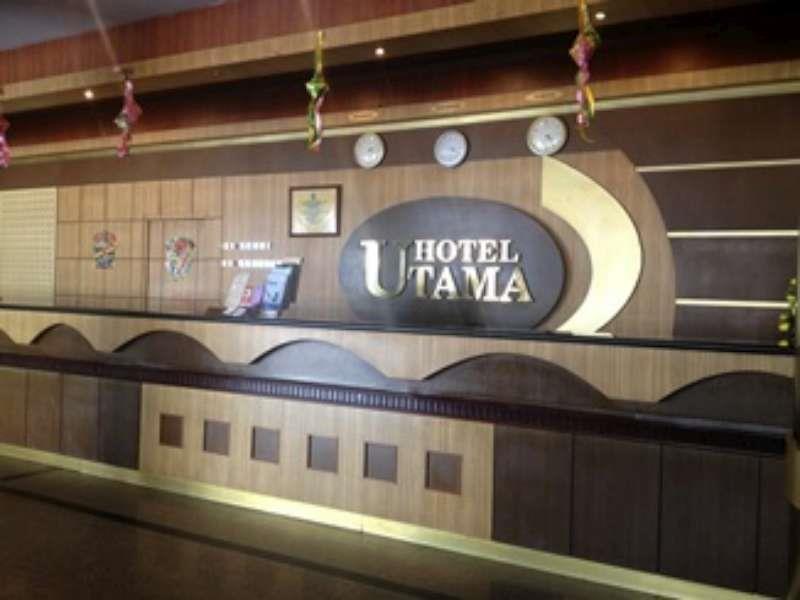 Отель Utama Batam Экстерьер фото